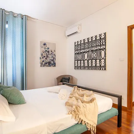 Il Cuscino Di Giulietta 2 Behind The Arena Verona